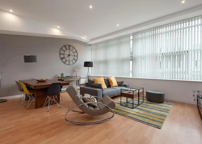 Glasgow City Flats - Merchant City