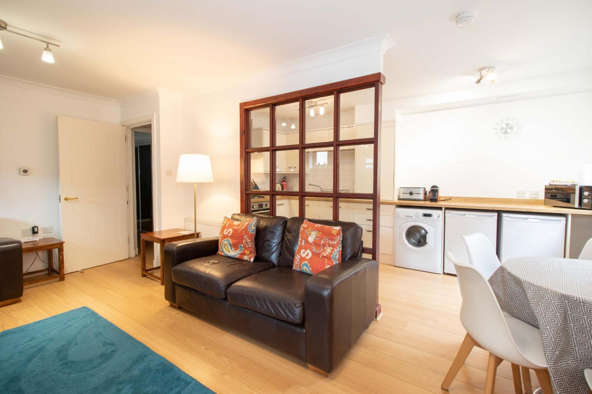 Flats - Merchant * Glasgow